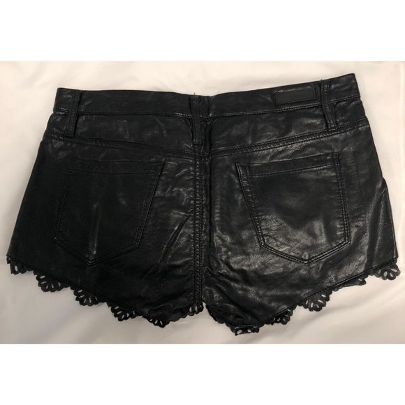 Blank NYC Black Faux Leather Shorts - Size 28 - Picture 2 of 5